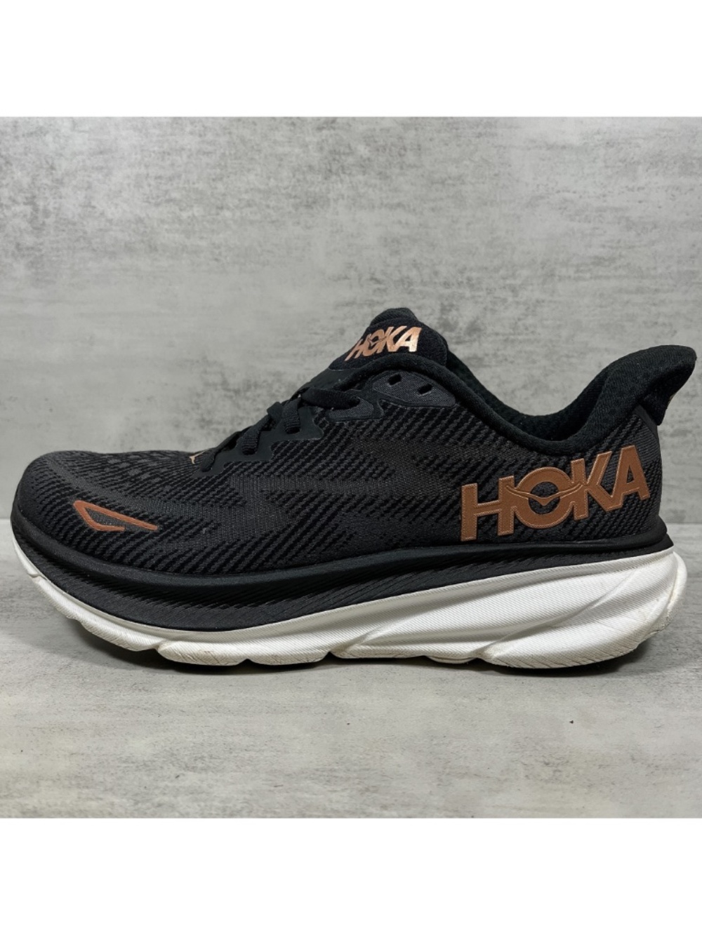 Hoka Clifton 9 Running Shoes - Women's Size 7.5 - Black